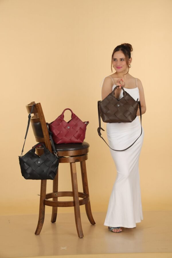 Woven Crossbody Zip – Bordo - Image 4